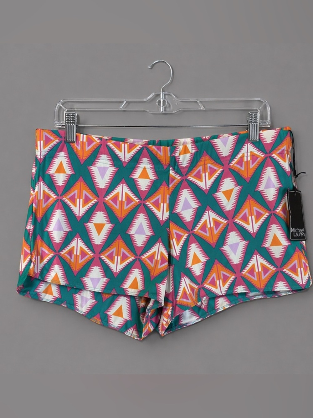 Michael Lauren print shorts.